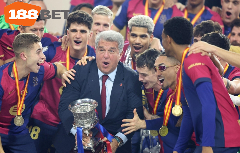 Laporta khẳng định Barca sẽ mạnh mẽ hơn trong thời gian tới.Ảnh: Getty